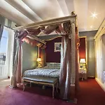 Hotel Royal