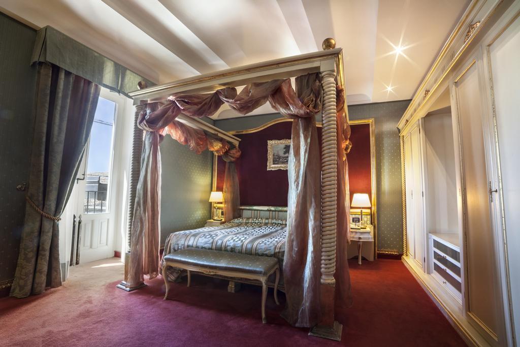 Hotel Royal