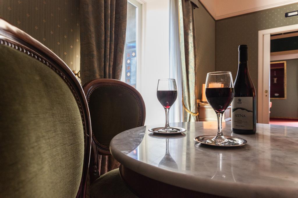 Royal 4* Catania