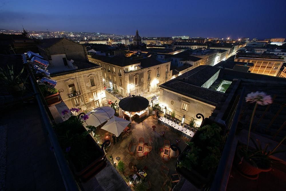 Royal Hotel