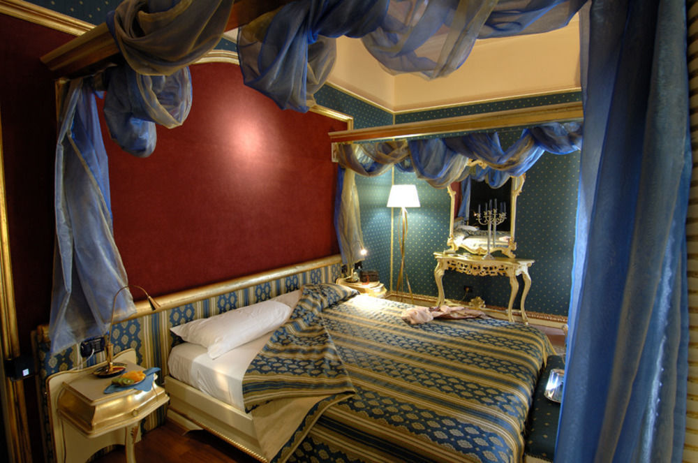 Hotel Royal 4*